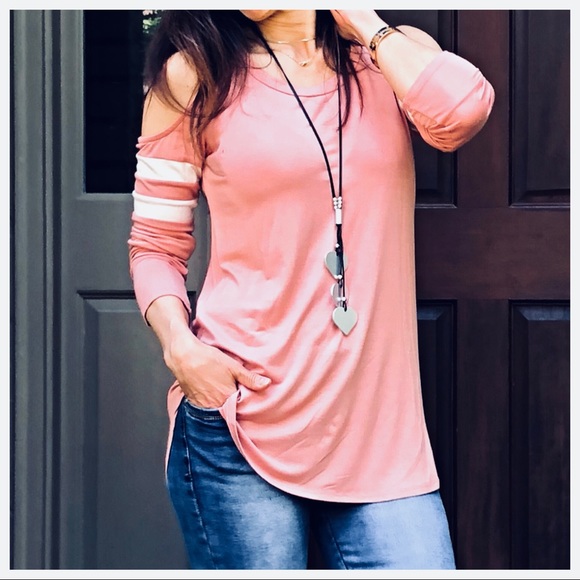 Tops - Long sleeves cold shoulder baseball style top